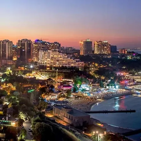 Here дом у моря в аркадии * Odessa